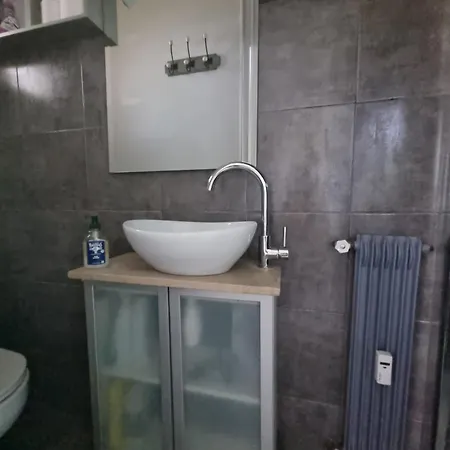 Prive Climatise Et Bon Wifi Apartment