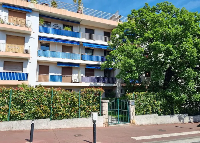 Prive Climatise Et Bon Wifi * Cannes